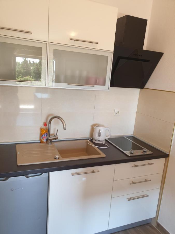 Apartmani Goga สตารีกราด-ปาเคลนีซา ภายนอก รูปภาพ