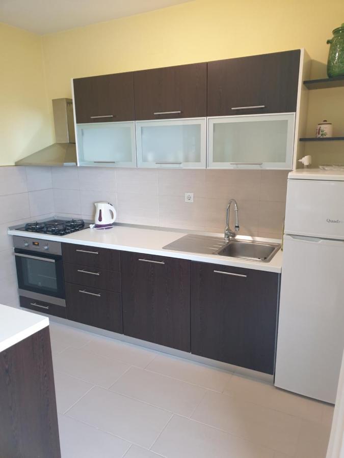 Apartmani Goga สตารีกราด-ปาเคลนีซา ภายนอก รูปภาพ