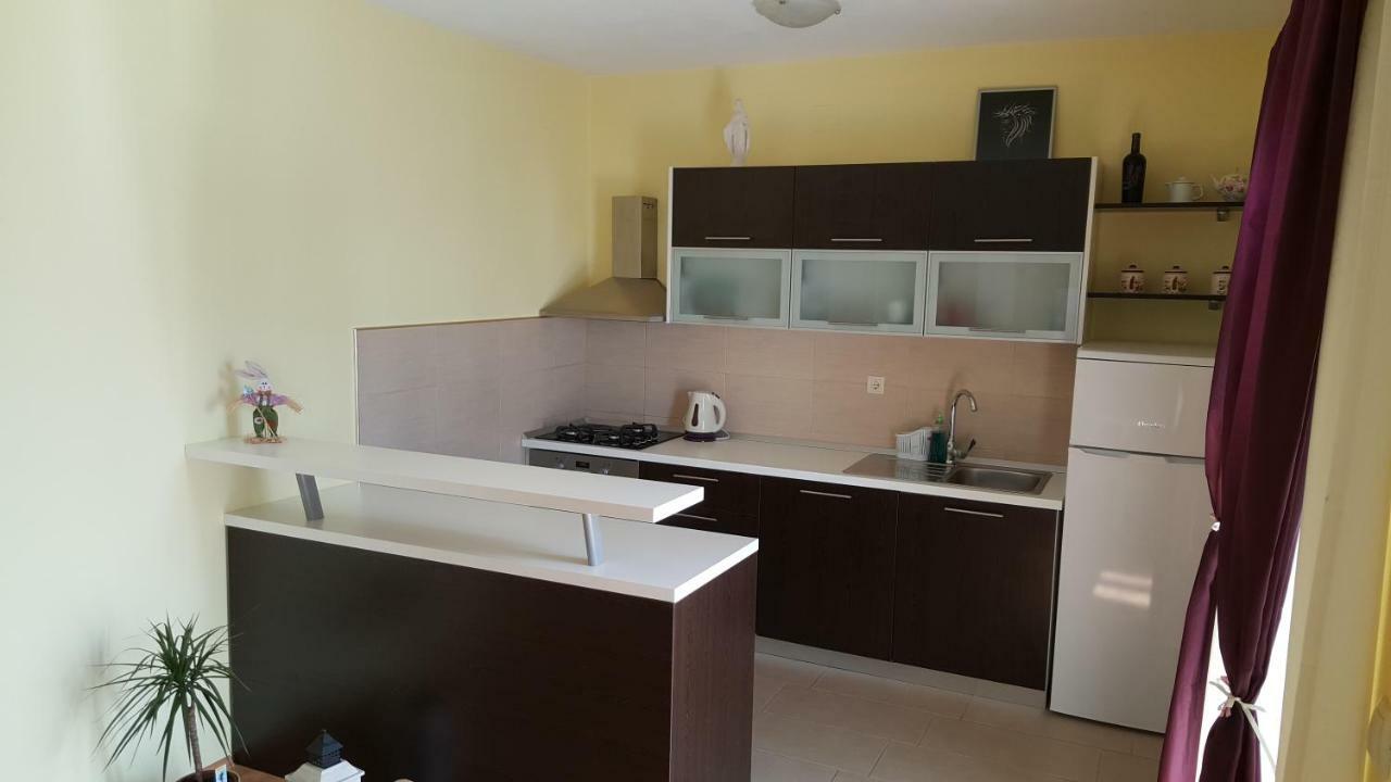 Apartmani Goga สตารีกราด-ปาเคลนีซา ภายนอก รูปภาพ